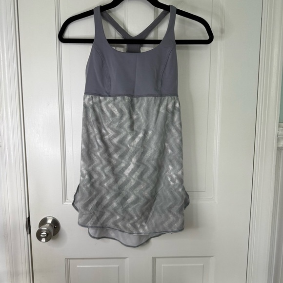 lululemon athletica Venus Gray Chevron Tank Top - Picture 1 of 10